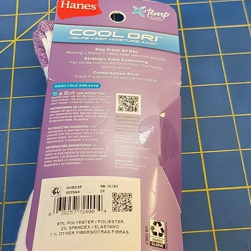 Hanes Cool Dri White Crew Socks with Color Accents New